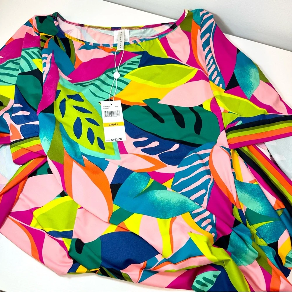 Trina Turk Rain Forest Swim Cover-Up Tunic in Green
Multi, Small - Picture 9 of 13